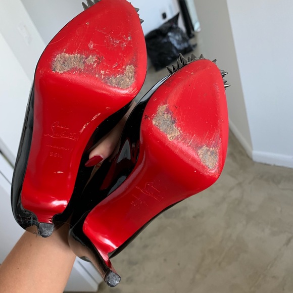 Authentic Christian Louboutin gorgeous heels 👠 - Picture 4 of 5
